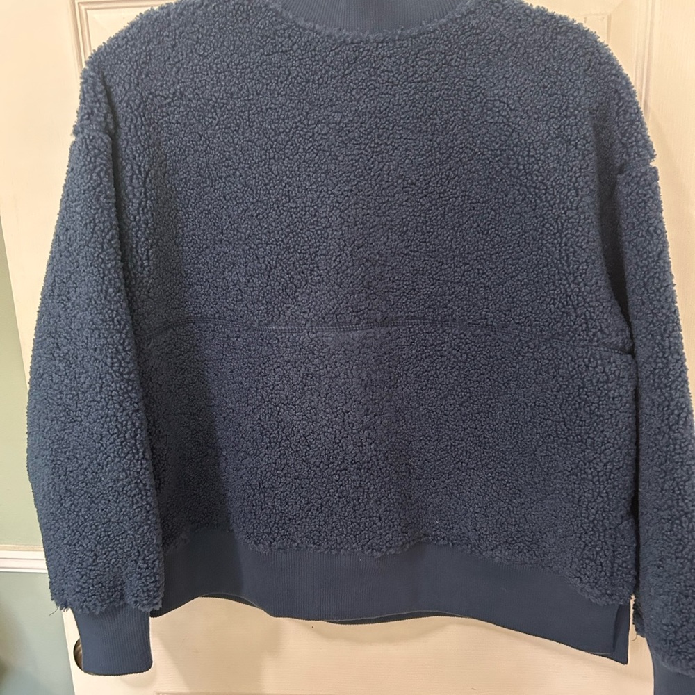 Fuzzy half zip pullover - Picture 3 of 5